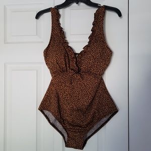 1 piece leopard swimsuit